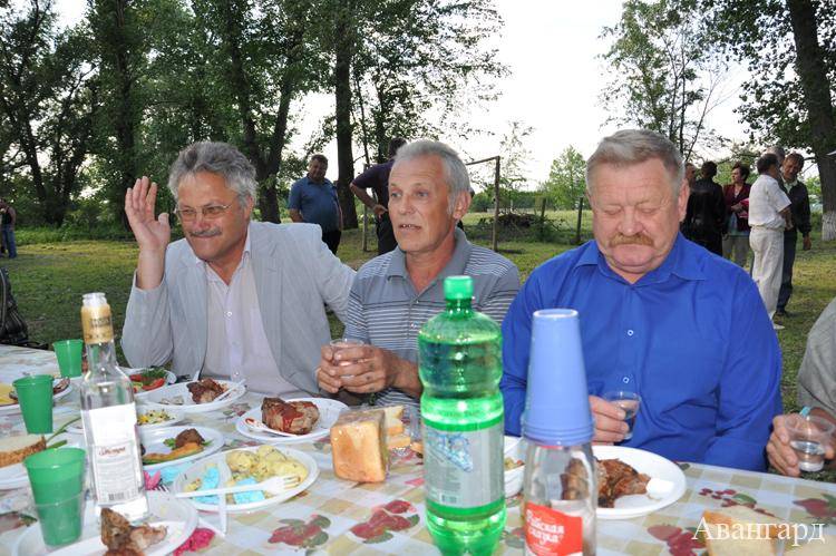 «Годы прошедшие памятны людям...» (х. Казачий) - 2012 «Годы прошедшие памятны людям...» (х. Казачий) - 2012