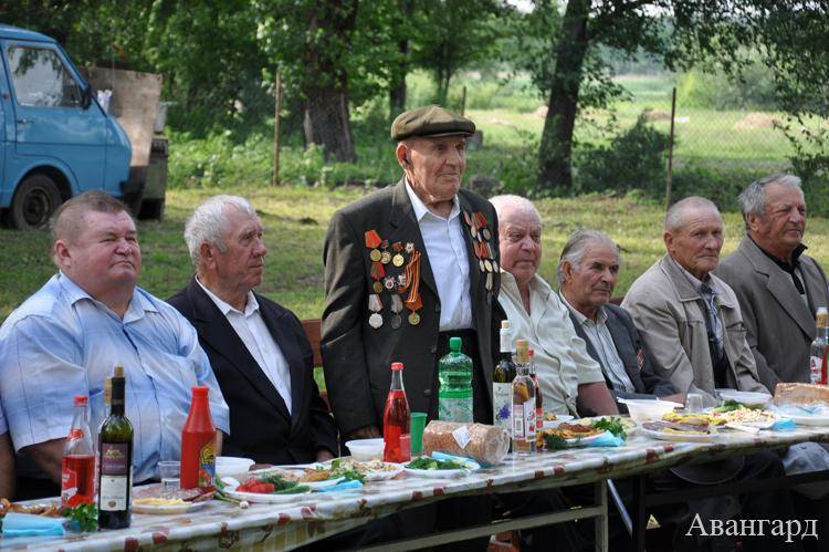 «Годы прошедшие памятны людям...» (х. Казачий) - 2012 «Годы прошедшие памятны людям...» (х. Казачий) - 2012