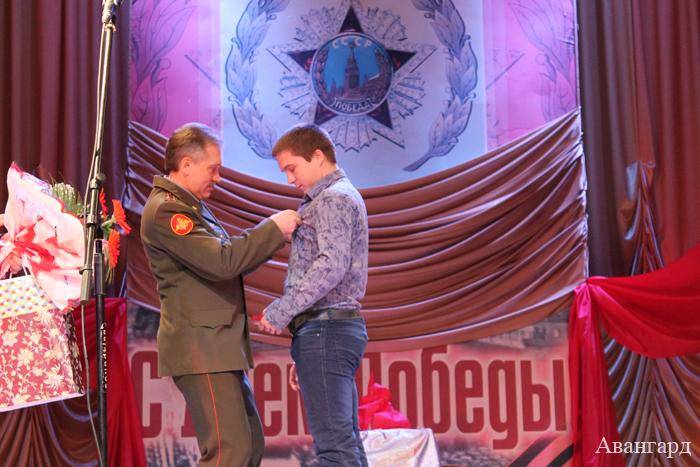 Концерт к 23 февраля в РДКиТ (2014) Концерт к 23 февраля в РДКиТ (2014)