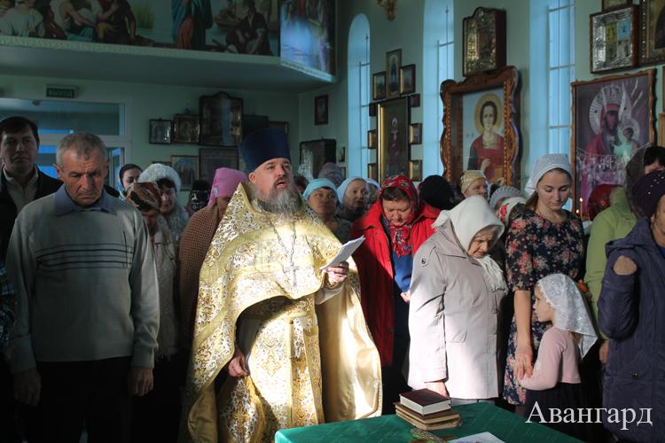 Престольный праздник в честь Архистратига Божия Михаила Престольный праздник в честь Архистратига Божия Михаила