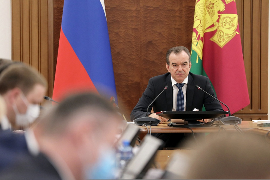  | По решению губернатора многодетные семьи Кубани получат в мае краевую единовременную выплату