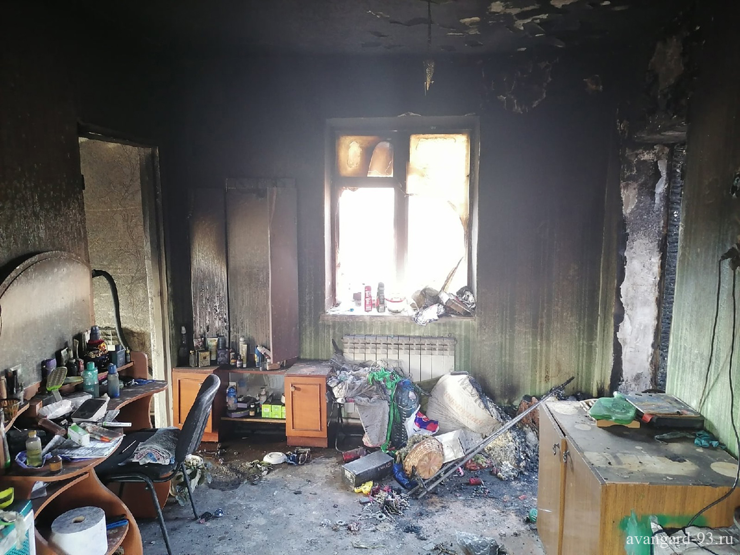 Последствия пожара в жилом доме в Новопашковской. | Без жертв не обошлось