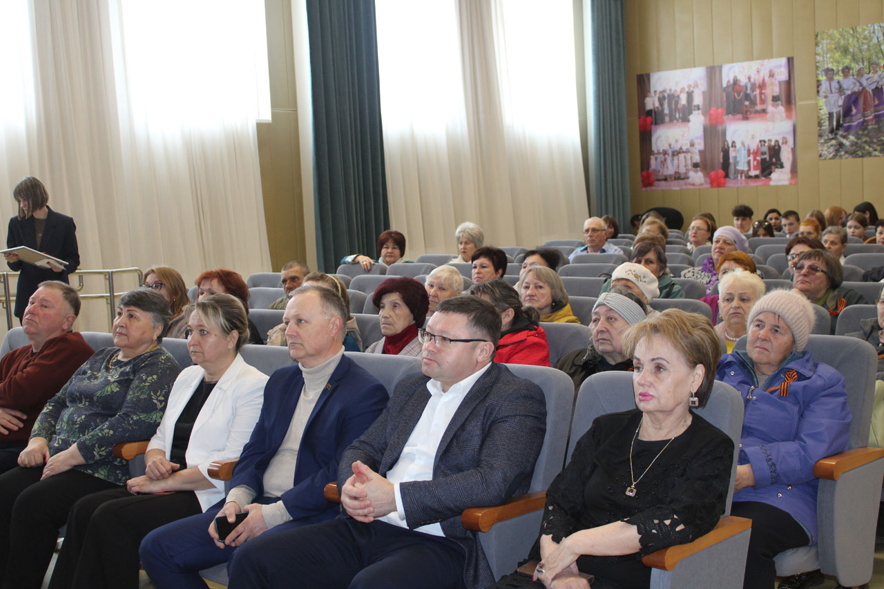 На мероприятии в СОШ 1 (2) На мероприятии в СОШ 1 (2)