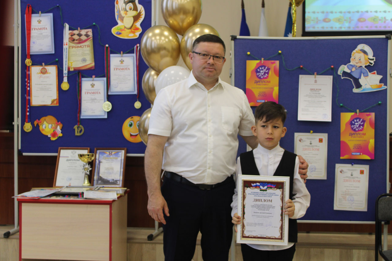 Награждение Арсения Манакова Награждение Арсения Манакова